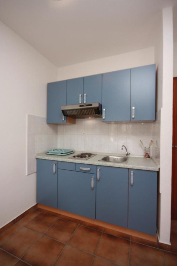 Apartments By The Sea Rastici, Ciovo - 2104 Trogir Extérieur photo