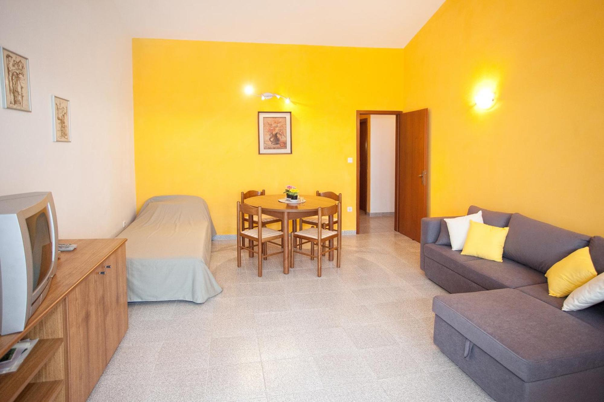 Apartments By The Sea Rastici, Ciovo - 2104 Trogir Chambre photo
