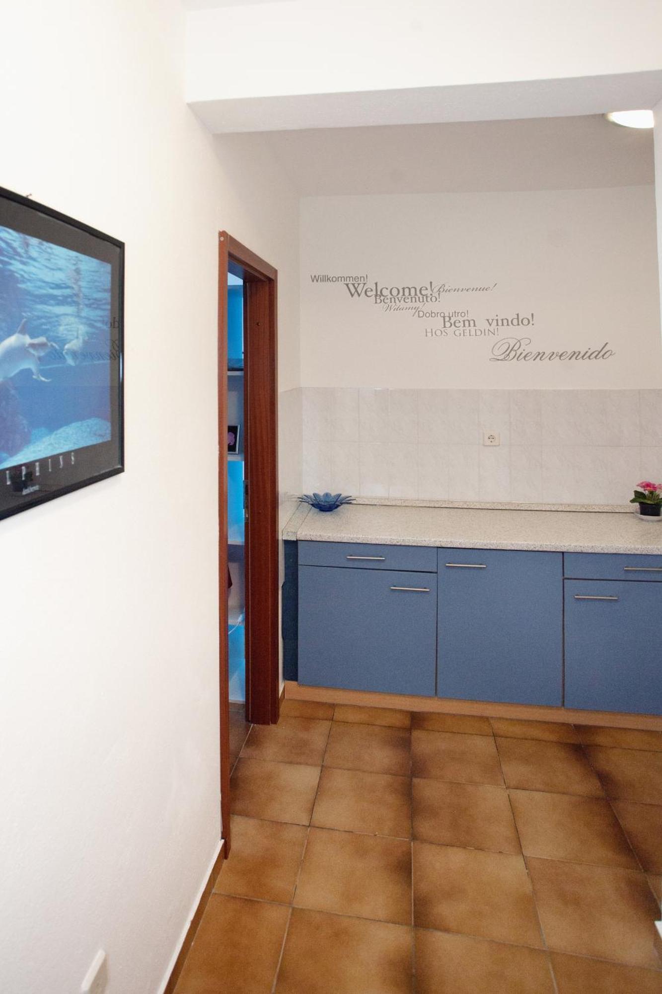 Apartments By The Sea Rastici, Ciovo - 2104 Trogir Chambre photo